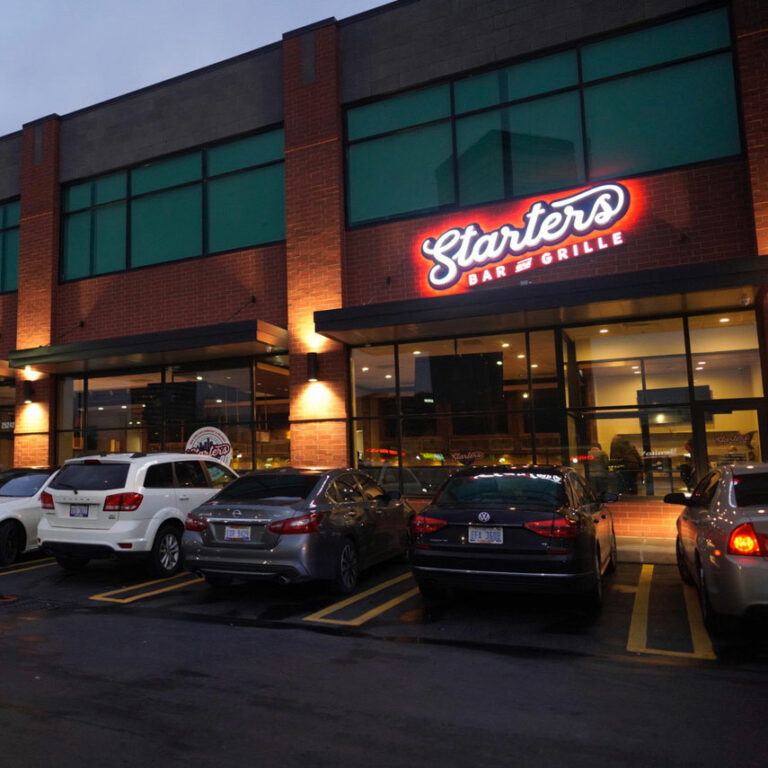 Starters Bar & Grille Opens in the Southfield City Centre Southfield City Centre